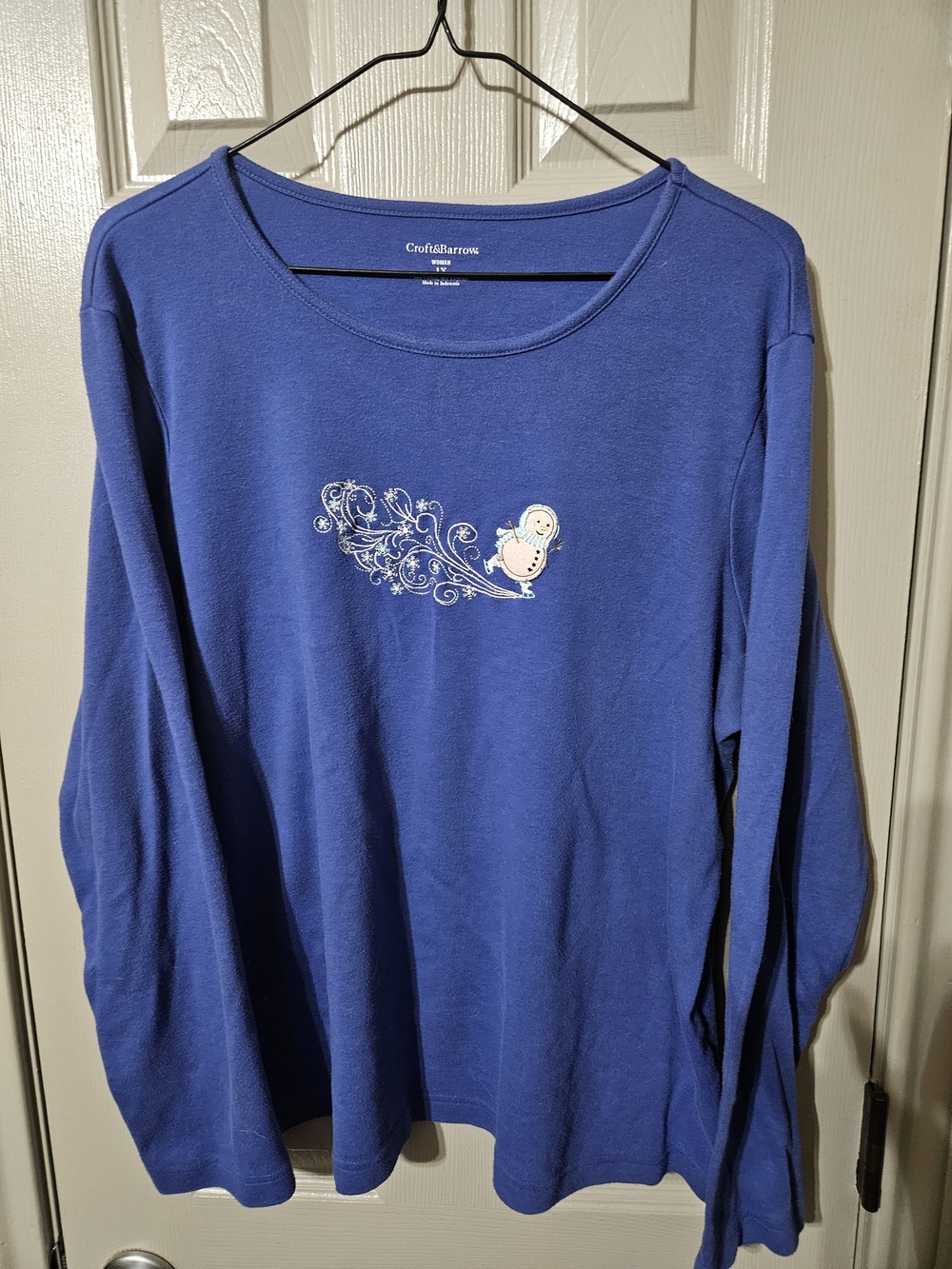 Croft & Barrow Blue Long-Sleeve Holiday Embroidered Snowman Tee